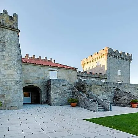Torre De Tebra ホテル 3*