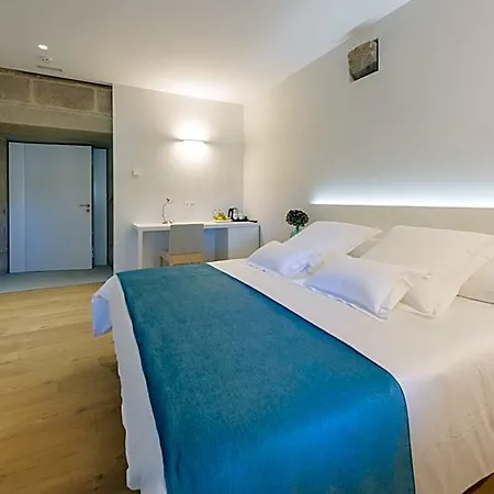 Torre De Tebra ホテル 3*